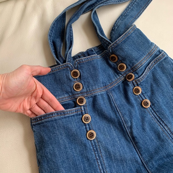SOLD✨Anthropologie Pilcro Bibbed Denim Jumpsuit✨ - Picture 5 of 8